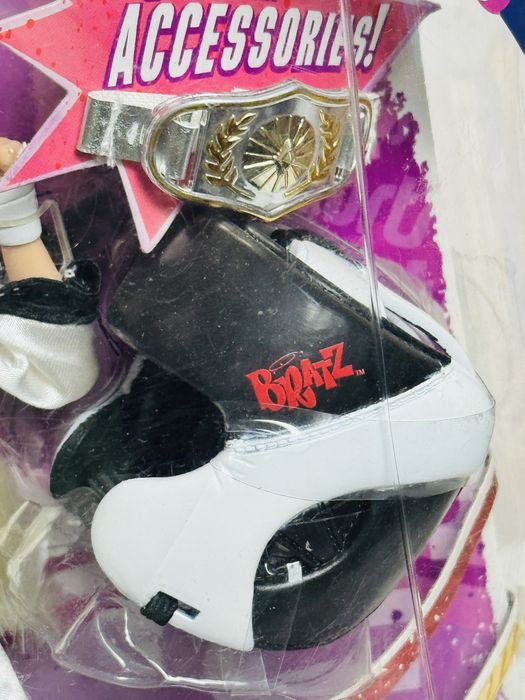 Братц Хлоя  Bratz Cloe X-tReme Kick Boxing
