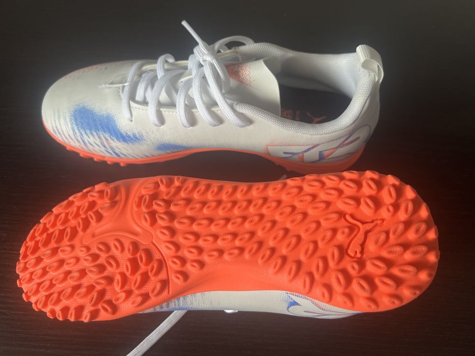 Нові футбольні бутси PUMA