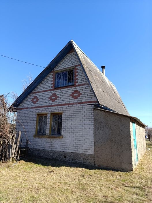Дачний будинок з піччю - класне розташування!