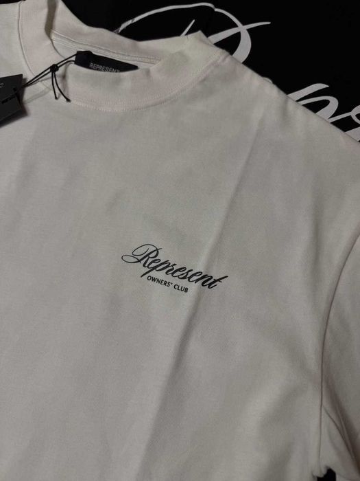Футболка Represent