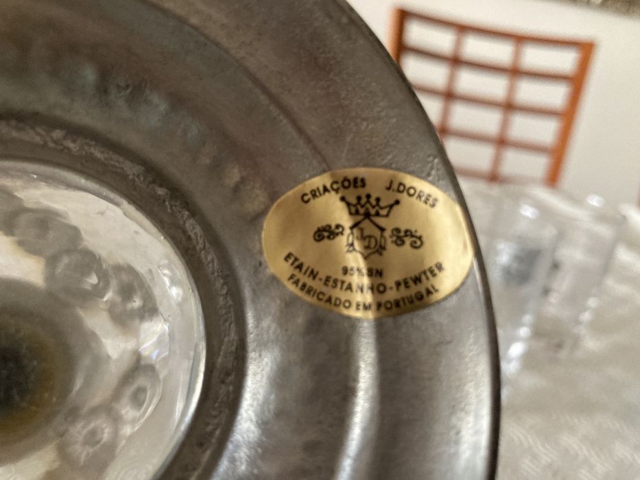 Garrafa de Licor com aplicação em Estanho