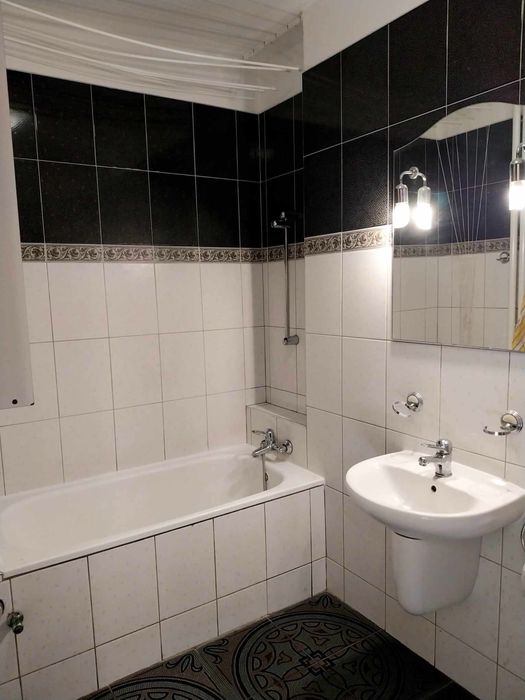 Wynajmę 3 pokojowe mieszkanie w centrum Serocka