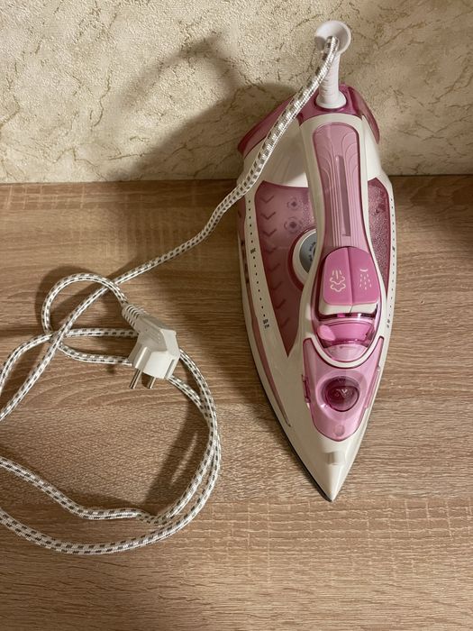 Парова праска Grunhelm Рожево-біла