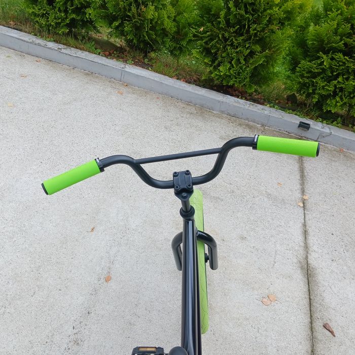 Rower bmx AK Cult fluo green