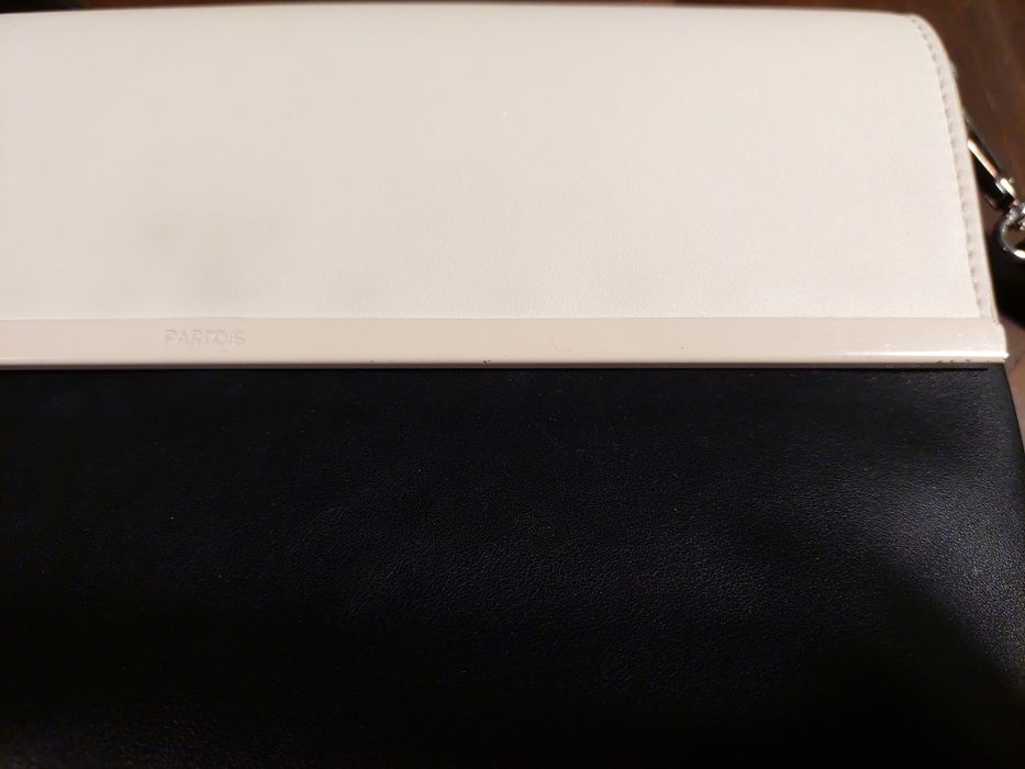 Czarno biała torebka Parfois