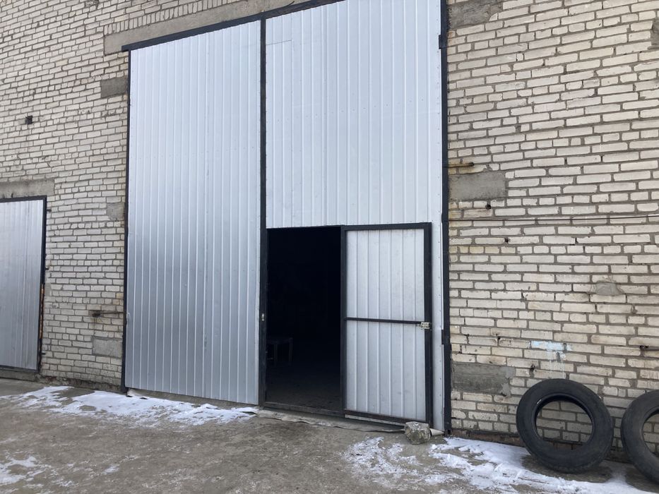 Продам приміщення для виробництва або складів