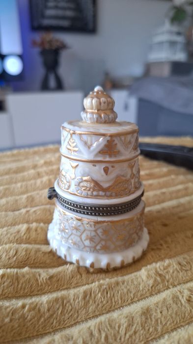 Caixa de segredo/joias  Villeroy & Boch "Bolo de Noiva"