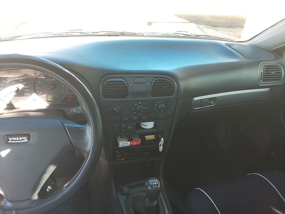 Volvo V40 1.6 bom estado