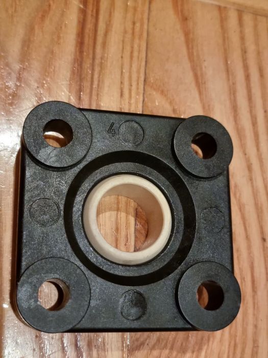 Łożysko kołnierzowe Igus efsm20