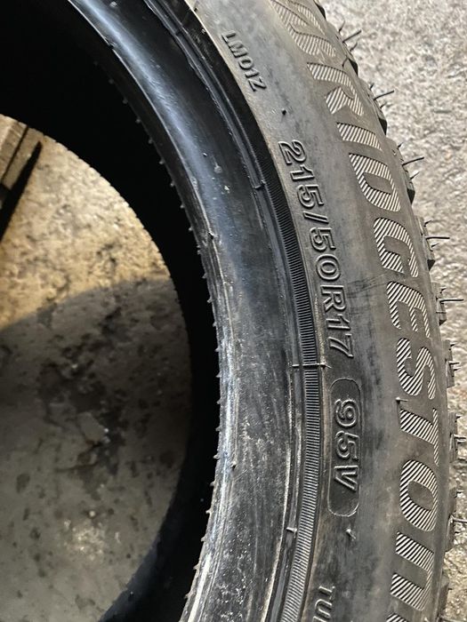 215.50.17 Bridgestone 1шт зима склад шины резина улица андреевская 2 работаем без выходных с 9:00 до 18:00