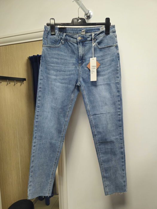 Spodnie jeans rurki L (40), Itaimaska niebieskie !!!