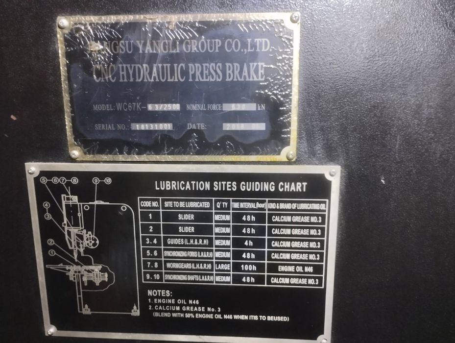 Станок верстат кромкогиб гідравлічний прес модель WC 67K -63/2500