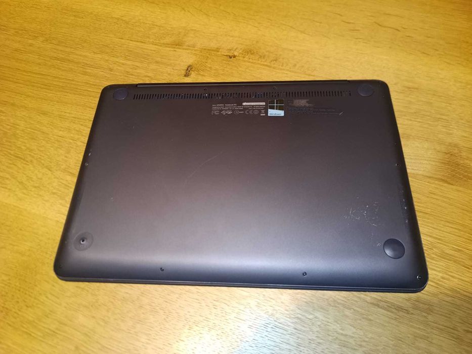 notebook ASUS UX305U