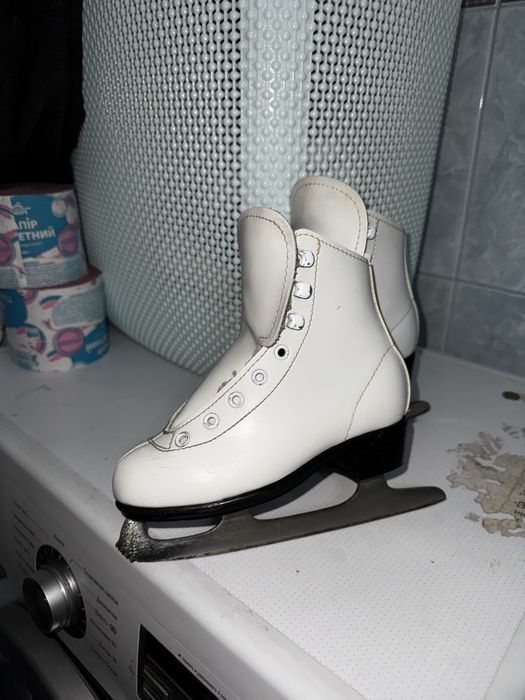 Коньки детские  28 размер