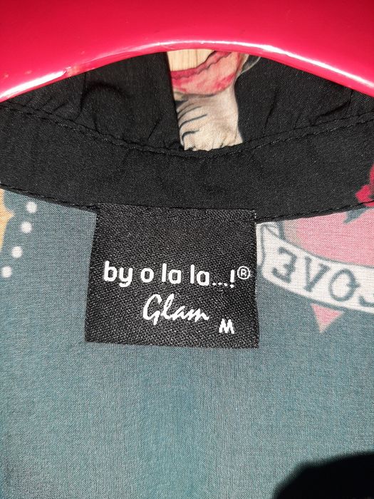 Czarna sukienka By o la la