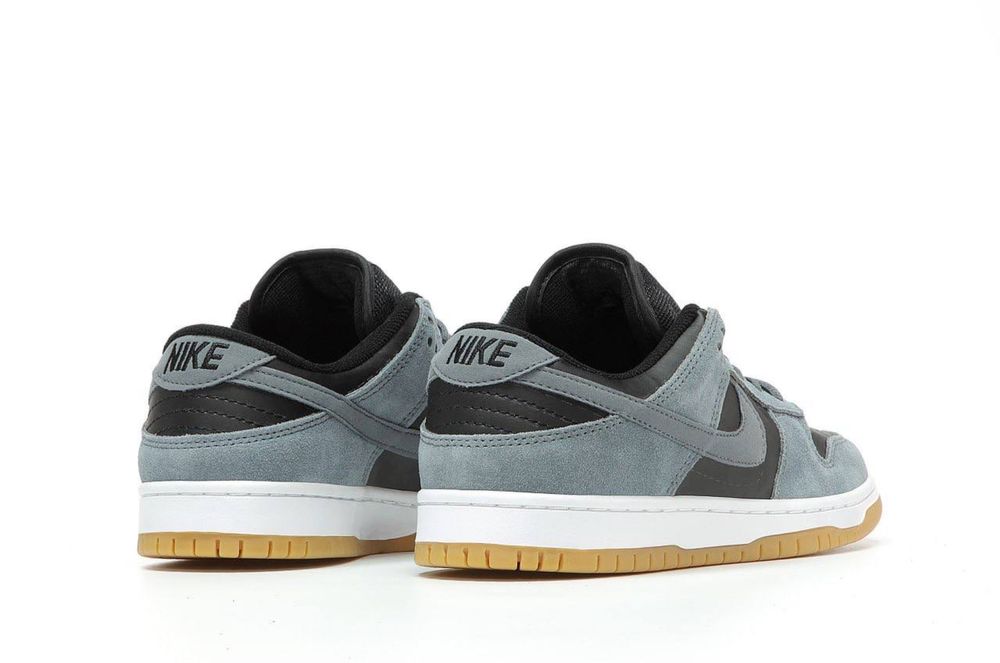 Nike SB Dunk.