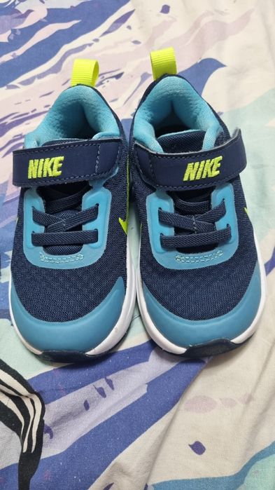 Кросівки NIKE 22 розмір, устілка 12 см