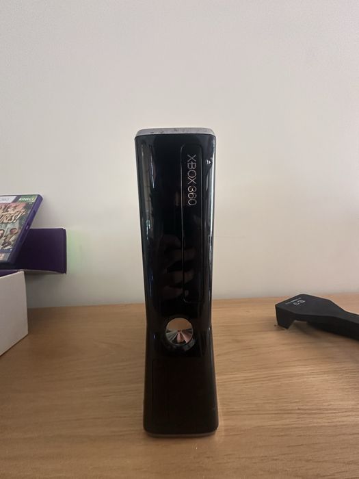 Xbox 360 250gb com Kinect
