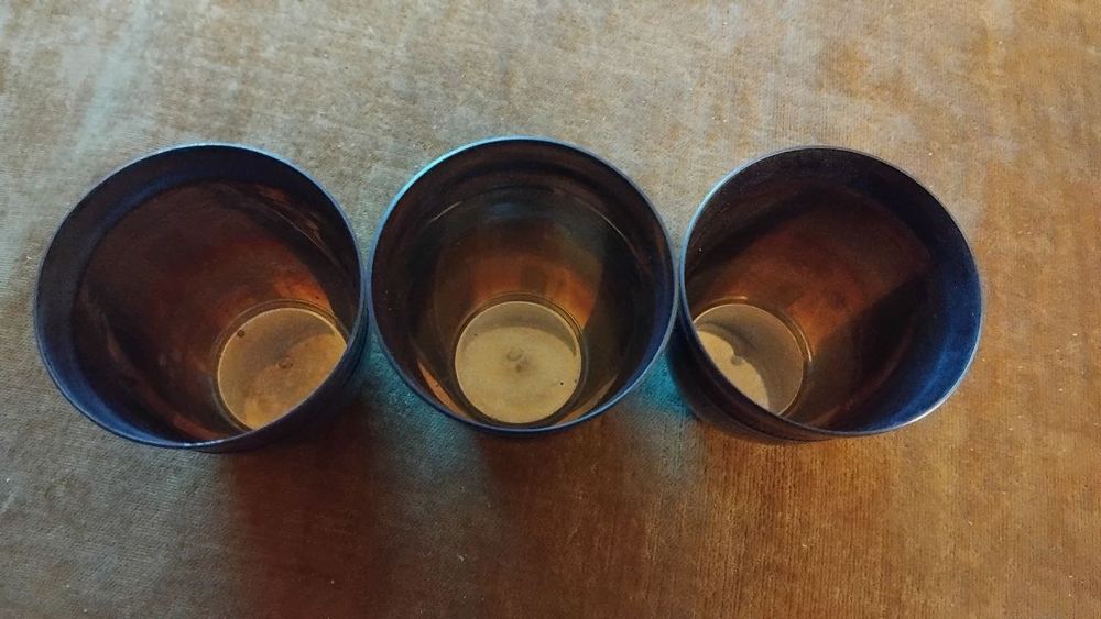 Серебряные стопки КЮЗ -новые 80 мл 44.6 грамм 1шт. Срібні чарки
Серебр