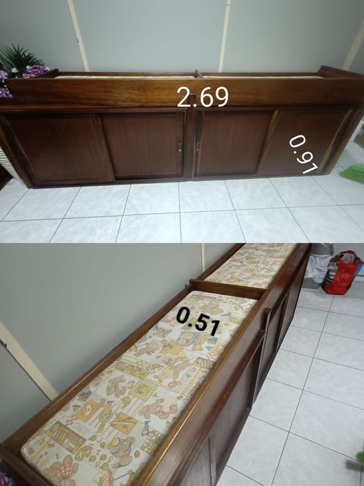 Móvel de madeira fraldário
