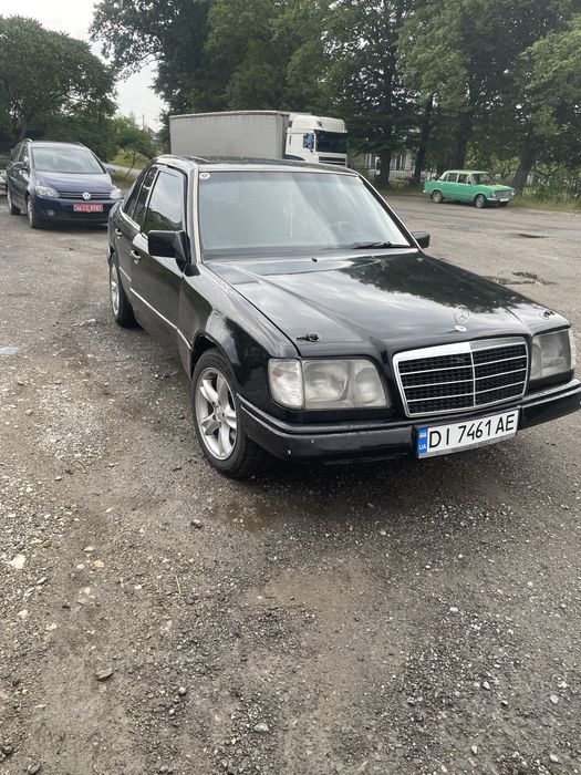 Мерседес 124 1995 року