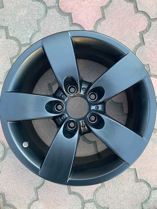 Диски BMW 5+Т-5  R16 7j 5x120 ET20 DIA74.1