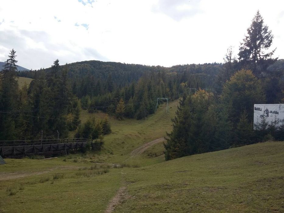 Продаж земельна ділянка під комерцію