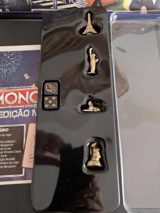 Jogo Tabuleiro - Monopólio Edição Mundial da Hasbro