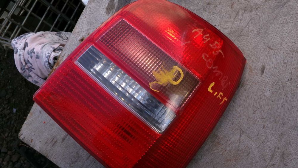 Cze66 Lampa prawa tylna audi a4 b5 lift avant kombi - wysyłka