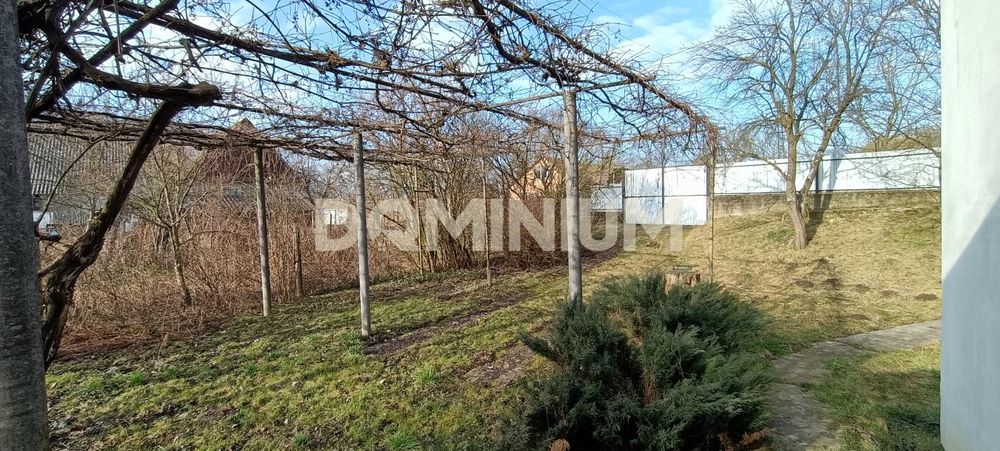Продається будинок в Хусті
