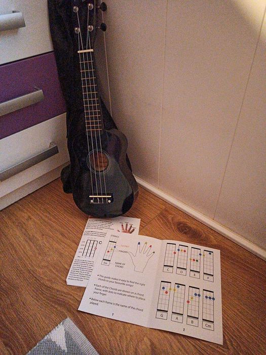 (Martin Smith) Ukulele com saco, cor preta