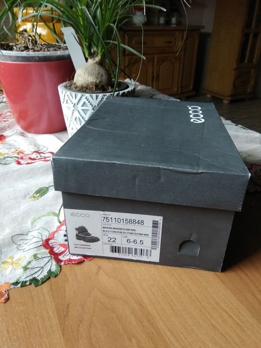 Sprzedam kozaczki śniegowce firmy Ecco rozmiar 22