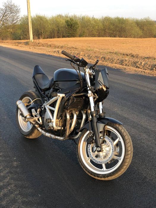 Мотоцикл Сузуки Катана 600