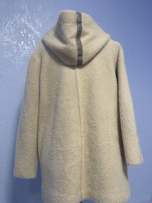 Пальто, кардиган. Альпака. Виробництво Китай. Тепле, ніжне, зручне.