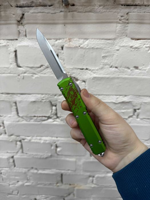 Ніж Microtech Ultratech Single Edge Zombie Tech Stonewash 121-10Z