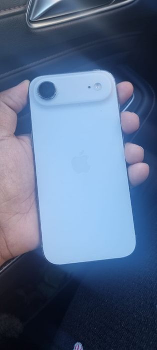 17 air 256 gb. com gurantia