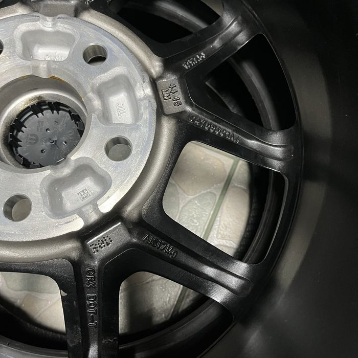 Новий комплект дисків з запаскою R17.5.127 Jeep Wrangler Jeep Gladiato