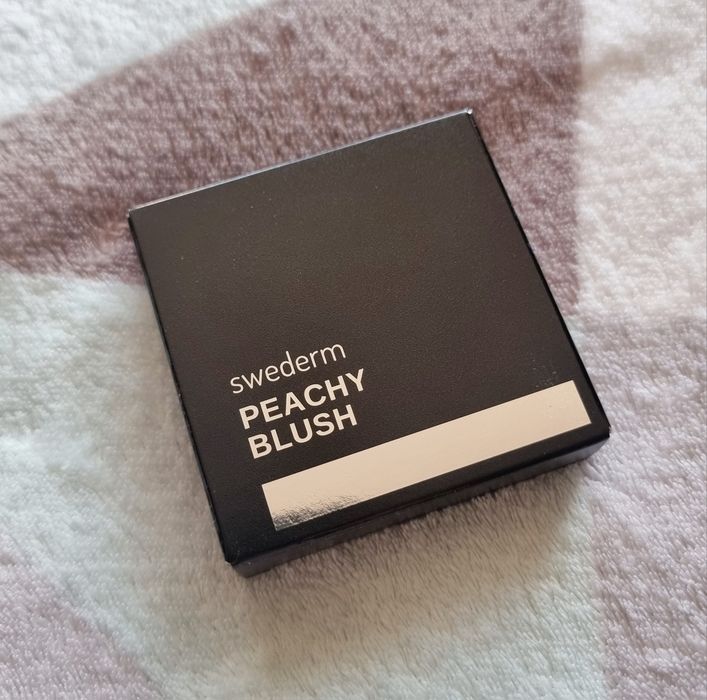 Swederm Peachy Blush róż do policzków, nowy