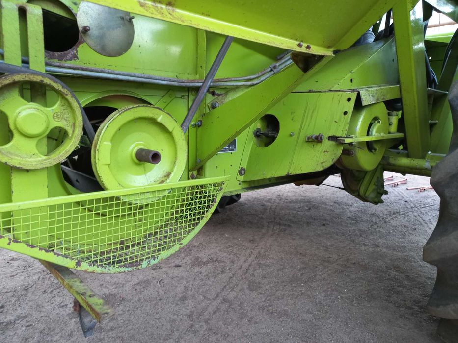 Комбайн Claas Cosmos