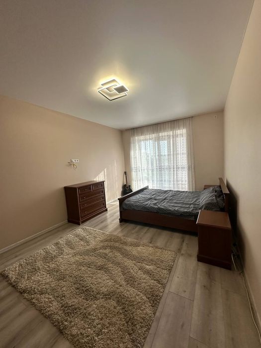 Оренда.1км.квартири. Довженка-58 поряд парку та озера