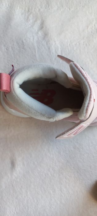 Trzewiki New Balance r.31
