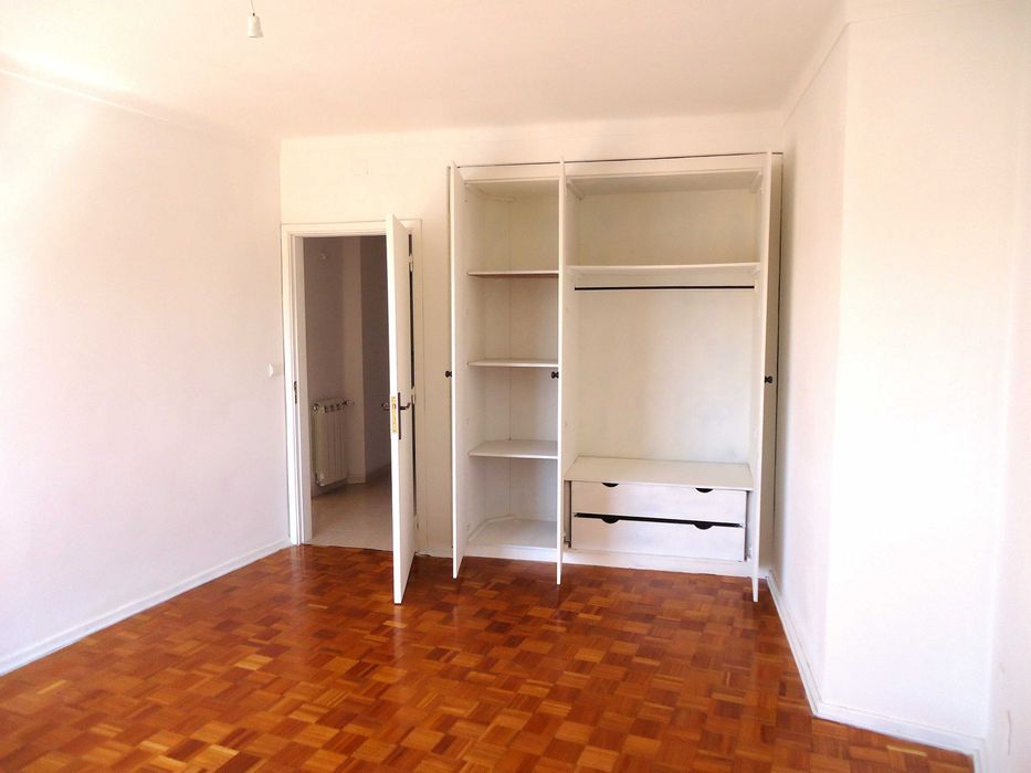 T2+1 c/Escritório c/60m2, roupeiros embutidos, aquec. central, Viseu