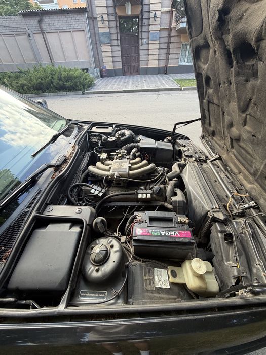 BMW E34 525 1990г