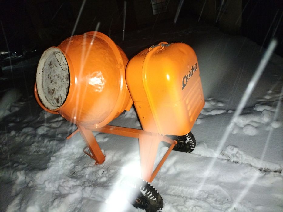 Betoniarka lescha 180l