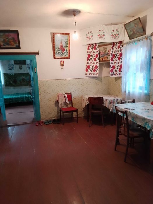 Продам будинок в селі Локнисте