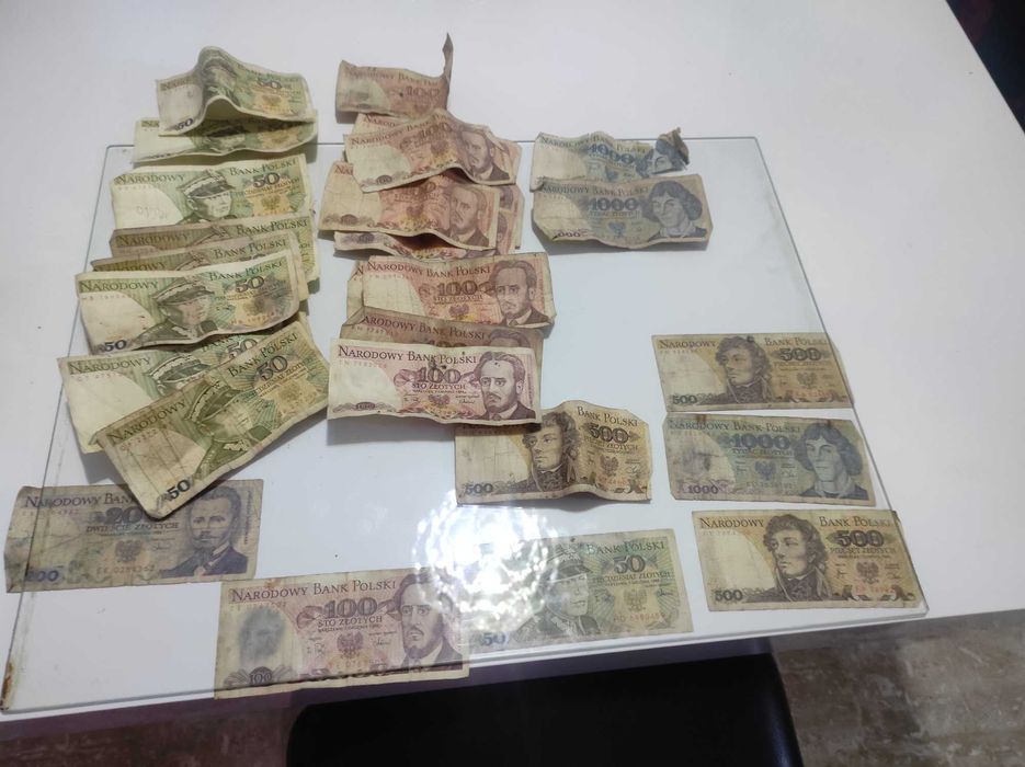 Pieniądze stare banknoty