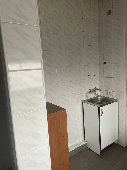 Нежитлове приміщення під магазин, м.Жовква