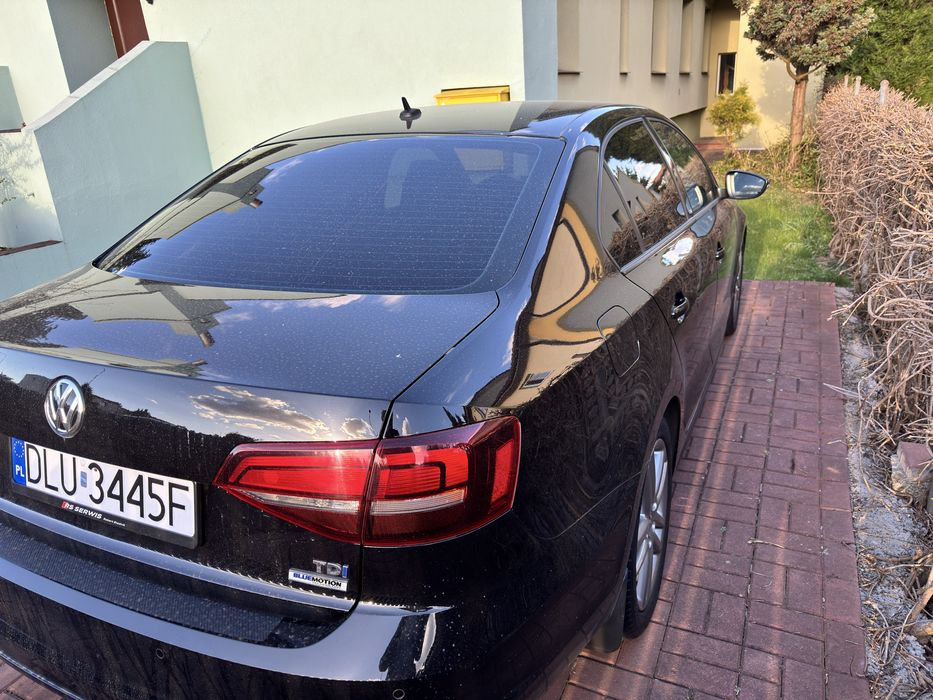 VW Jetta 2.0 TDI polski salon