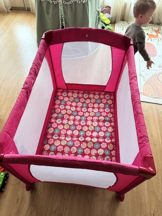 Ліжечко-манеж