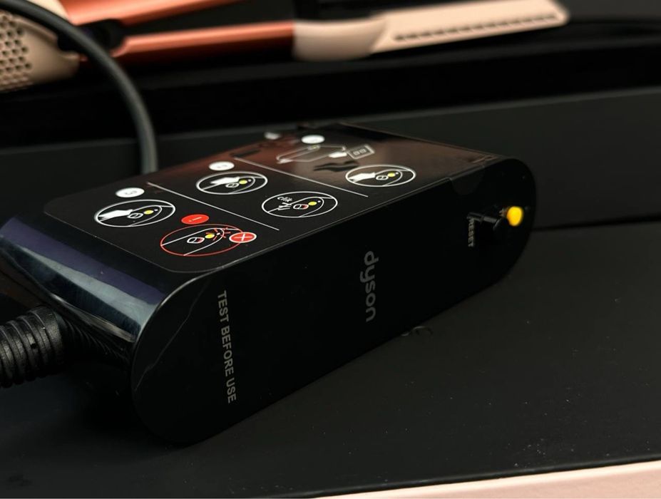 Вирівнювач для волосся Dyson Airstrait HT01